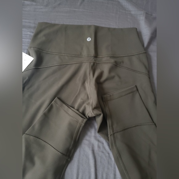 Lululemon Size 10 In Movement Everlux Dark Olive 25" NWT - Picture 10 of 16